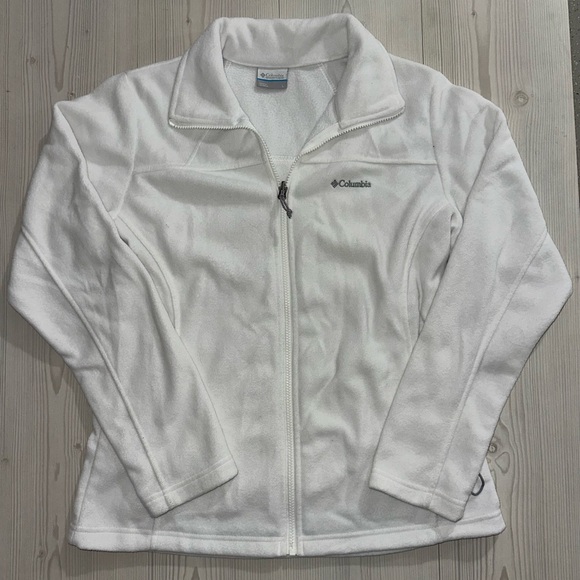 Columbia Jackets & Blazers - Columbia Women's Classic White Fleece Jacket